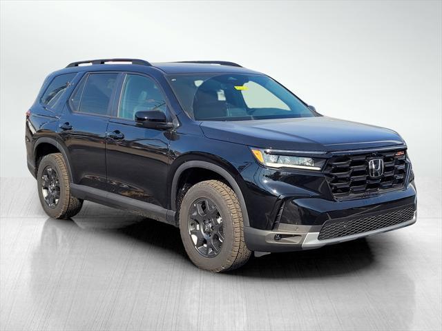 new 2025 Honda Pilot car, priced at $48,274