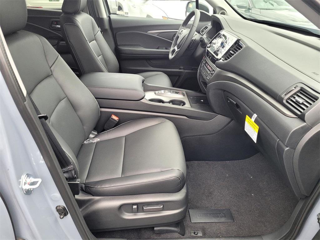 new 2025 Honda Ridgeline car, priced at $42,667