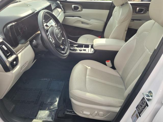 used 2023 Kia Sorento car, priced at $31,010