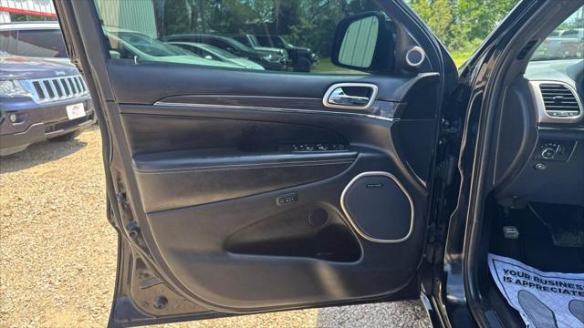 used 2017 Jeep Grand Cherokee car, priced at $18,995