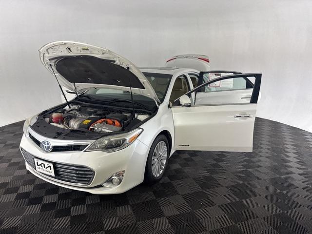 used 2014 Toyota Avalon Hybrid car, priced at $14,935