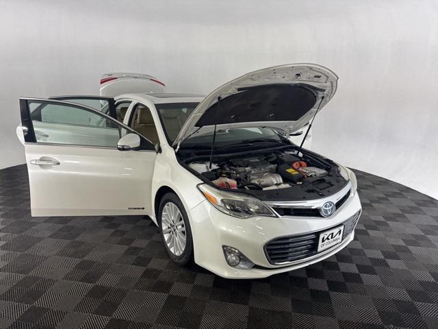 used 2014 Toyota Avalon Hybrid car, priced at $14,935