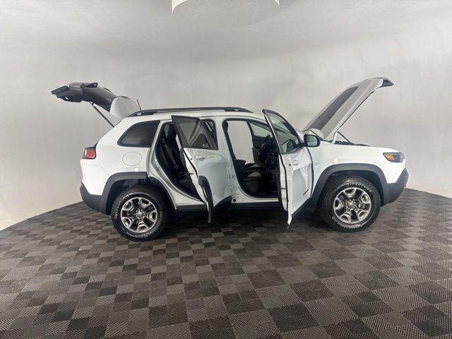 used 2019 Jeep Cherokee car, priced at $20,503
