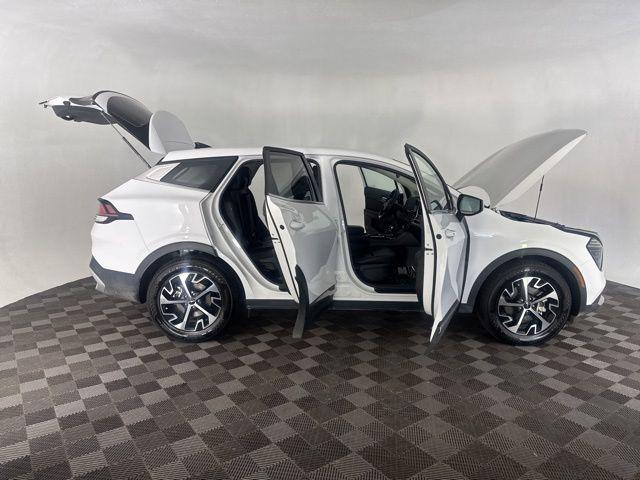 used 2025 Kia Sportage car, priced at $26,876