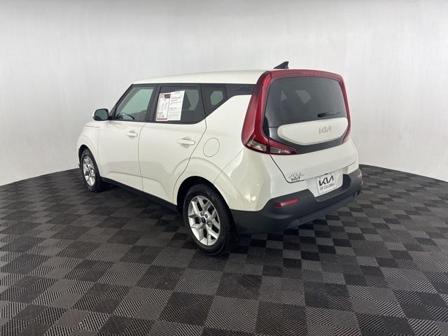 used 2022 Kia Soul car, priced at $15,376