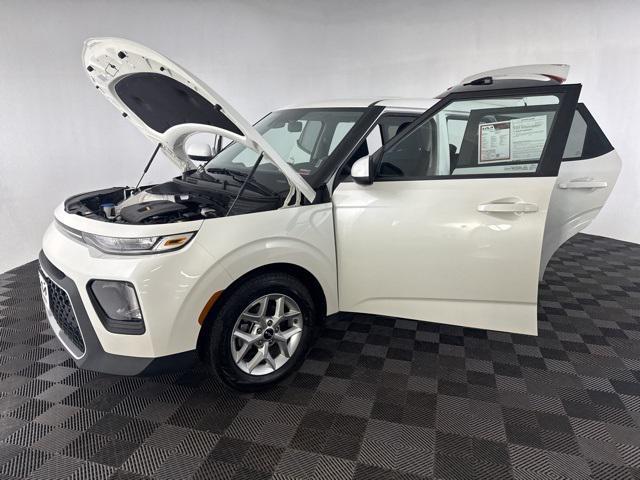 used 2022 Kia Soul car, priced at $15,376