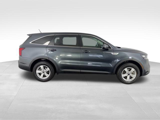used 2022 Kia Sorento car, priced at $24,175
