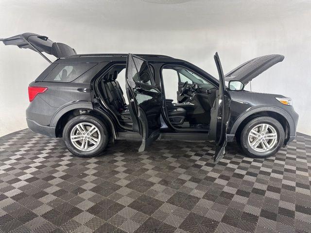 used 2023 Ford Explorer car, priced at $30,999