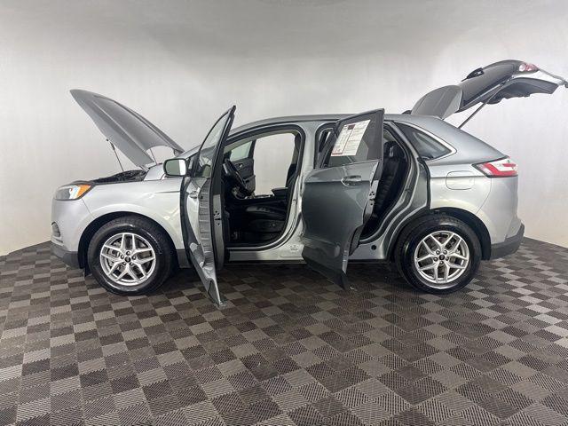 used 2024 Ford Edge car, priced at $25,556