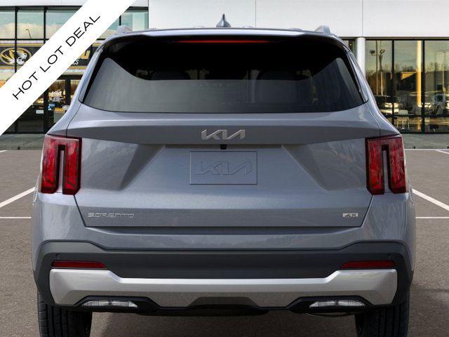 new 2025 Kia Sorento car, priced at $32,204