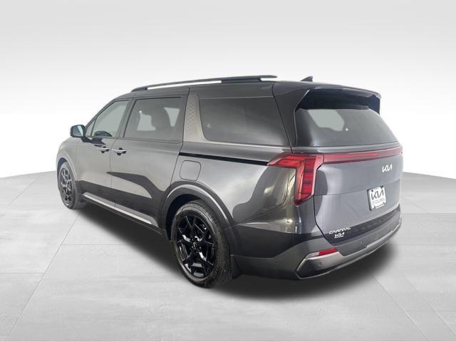 used 2025 Kia Carnival car, priced at $48,299