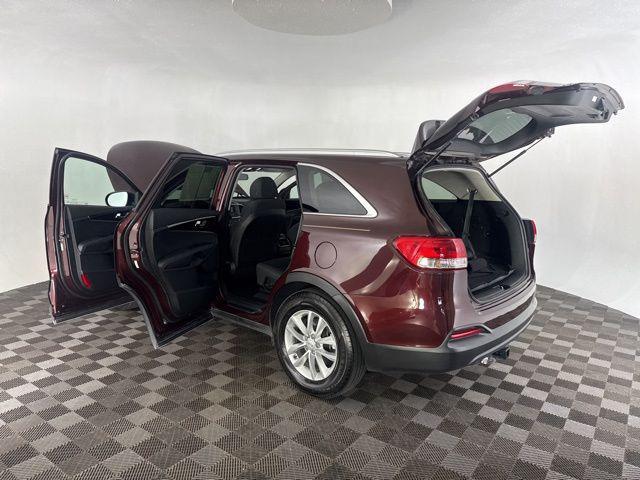 used 2018 Kia Sorento car, priced at $12,224