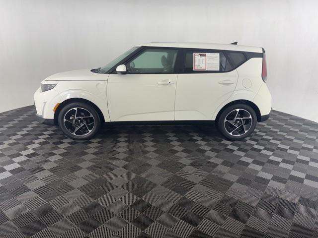 used 2024 Kia Soul car, priced at $21,999