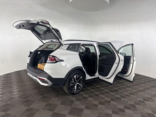 used 2025 Kia Sportage car, priced at $28,212