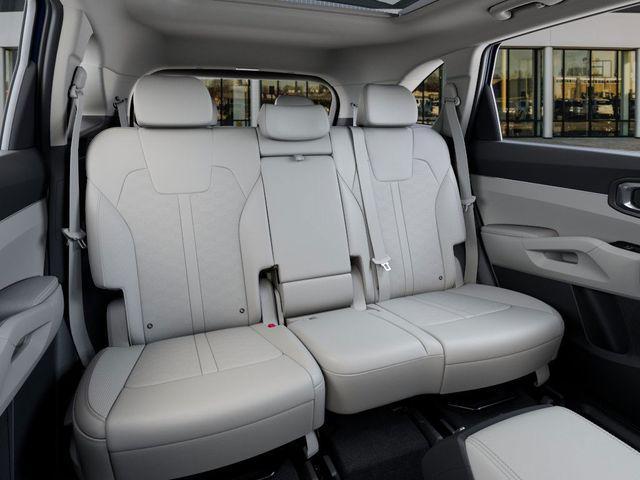 new 2025 Kia Sorento car, priced at $34,554
