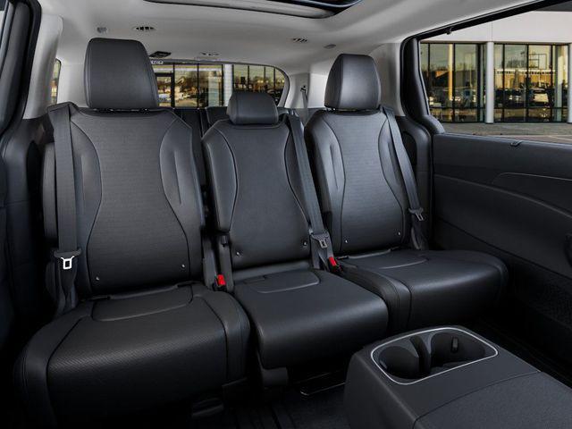 new 2025 Kia Carnival Hybrid car, priced at $51,369