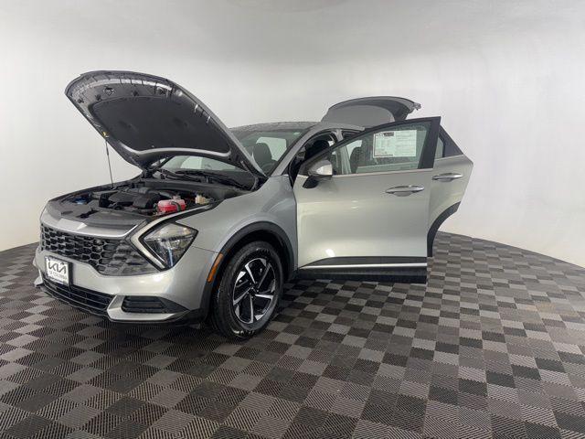 used 2023 Kia Sportage Hybrid car, priced at $24,380