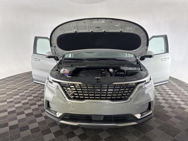used 2024 Kia Carnival car, priced at $42,639