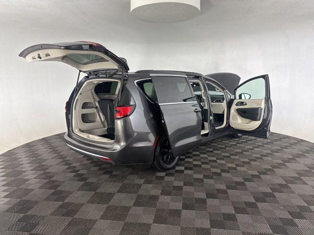 used 2022 Chrysler Pacifica car, priced at $20,215