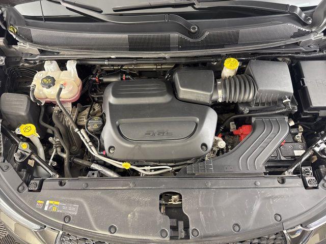 used 2022 Chrysler Pacifica car, priced at $20,215