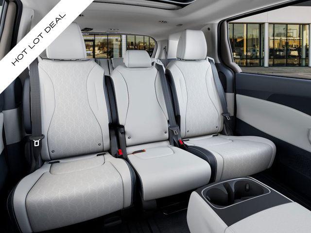 new 2025 Kia Carnival Hybrid car, priced at $49,592