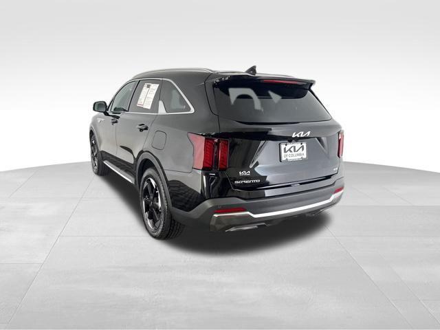 used 2025 Kia Sorento Hybrid car, priced at $38,365