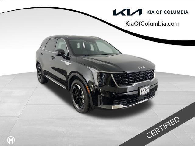 used 2025 Kia Sorento Hybrid car, priced at $38,365