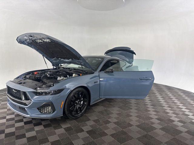 used 2024 Ford Mustang car, priced at $39,999