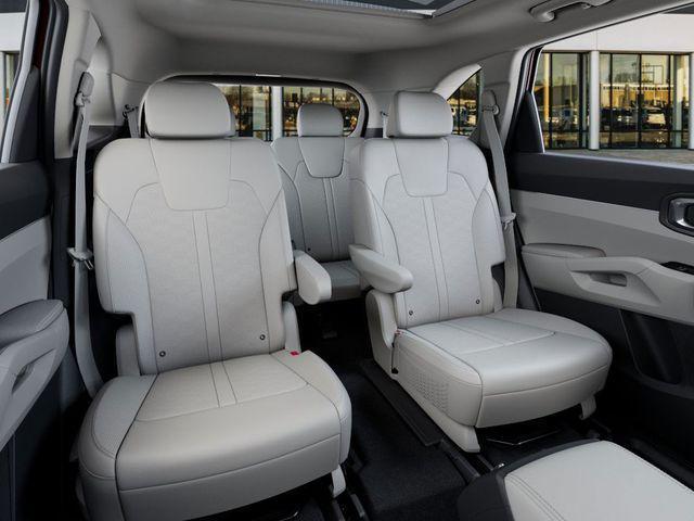 new 2025 Kia Sorento car, priced at $36,773