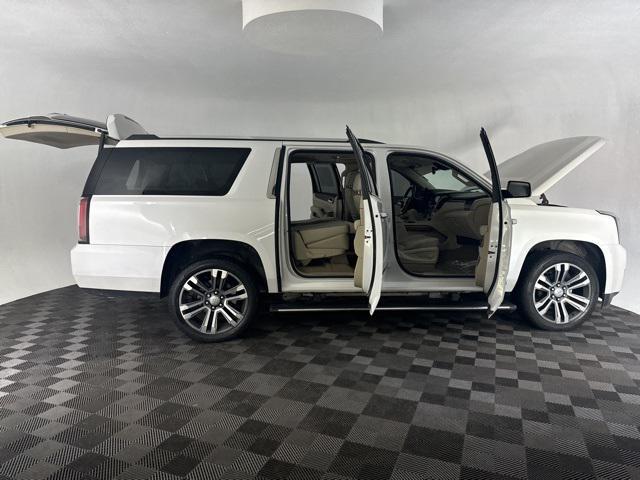 used 2020 GMC Yukon XL car, priced at $32,840