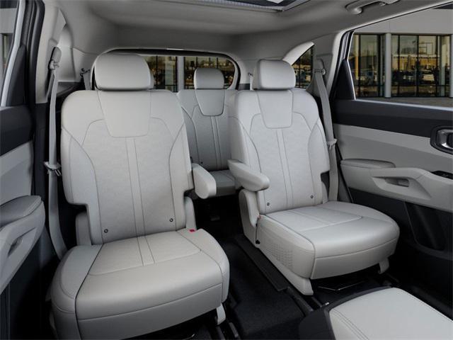 new 2025 Kia Sorento Hybrid car, priced at $38,787