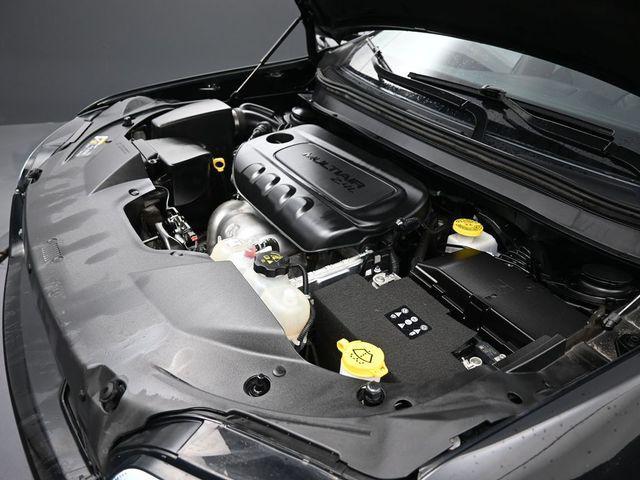 used 2023 Jeep Cherokee car, priced at $22,999