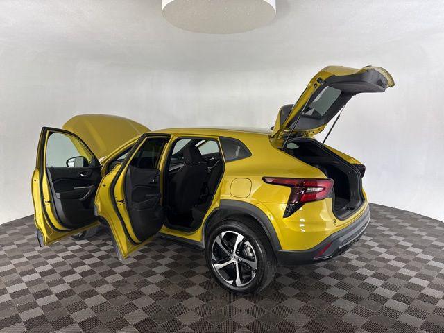 used 2024 Chevrolet Trax car, priced at $20,999