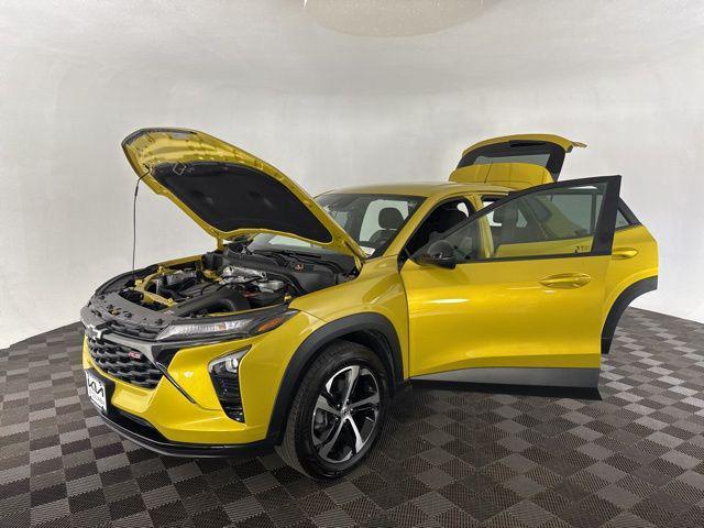 used 2024 Chevrolet Trax car, priced at $20,999