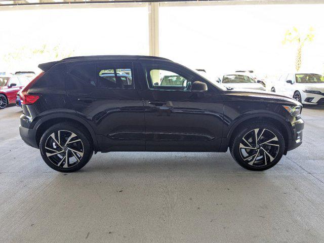 used 2020 Volvo XC40 car, priced at $19,594