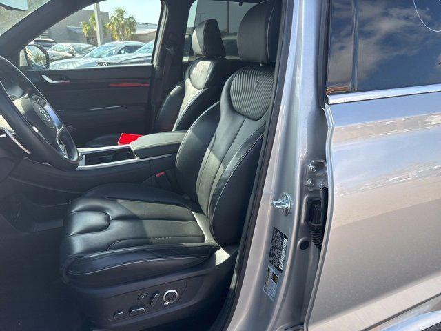 used 2024 Hyundai Palisade car, priced at $40,994