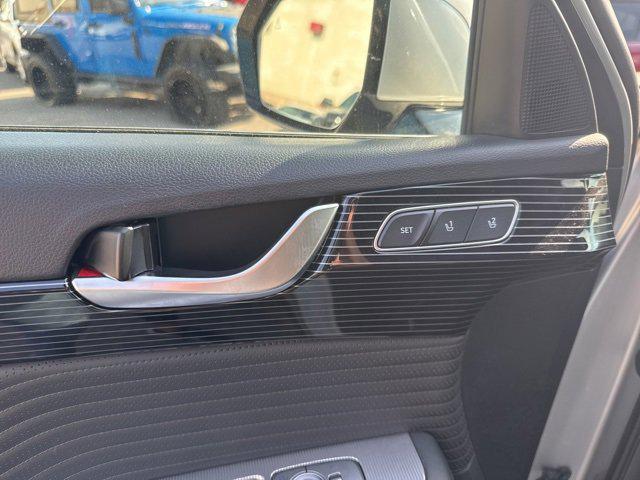 used 2024 Hyundai Palisade car, priced at $40,994