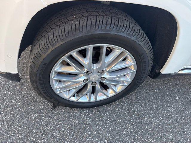 used 2018 Jeep Grand Cherokee car, priced at $19,294