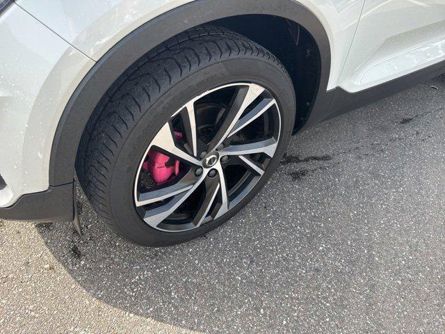 used 2020 Volvo XC40 car, priced at $27,795