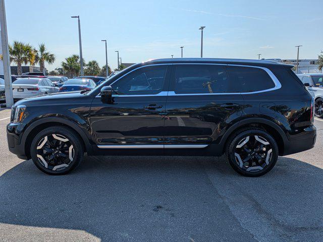 used 2024 Kia Telluride car, priced at $35,394