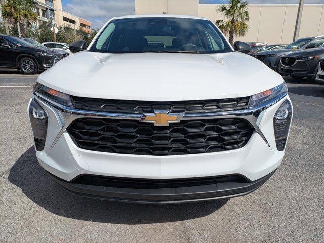 used 2024 Chevrolet Trax car, priced at $19,264
