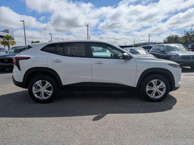 used 2024 Chevrolet Trax car, priced at $19,264