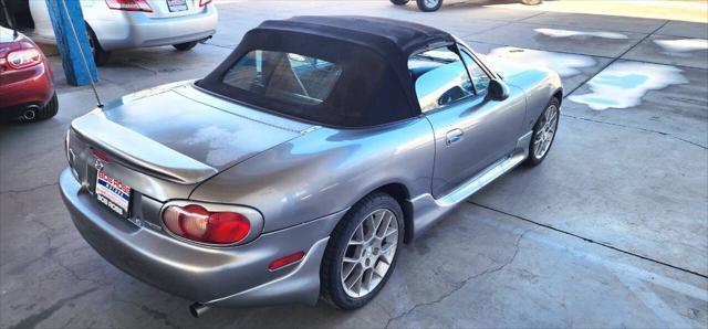 used 2002 Mazda MX-5 Miata car, priced at $9,950