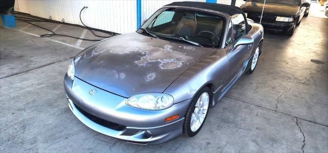 used 2002 Mazda MX-5 Miata car, priced at $9,950