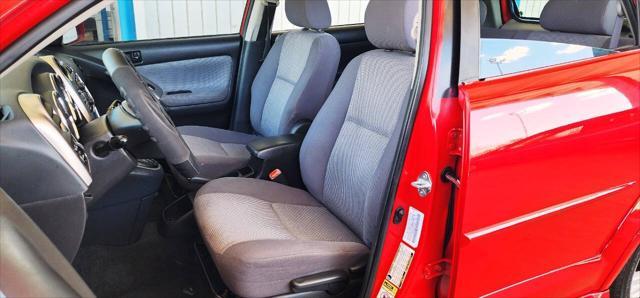 used 2006 Pontiac Vibe car, priced at $8,950