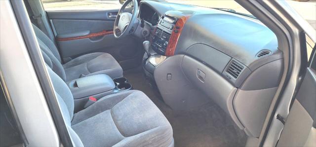 used 2007 Toyota Sienna car, priced at $9,950