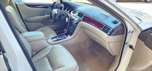 used 2004 Lexus ES 330 car, priced at $8,950