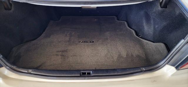 used 2004 Lexus ES 330 car, priced at $8,950