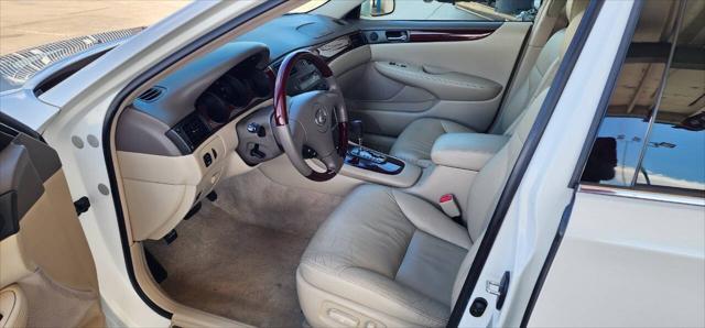 used 2004 Lexus ES 330 car, priced at $8,950