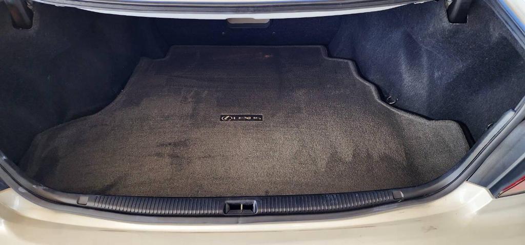 used 2004 Lexus ES 330 car, priced at $7,450